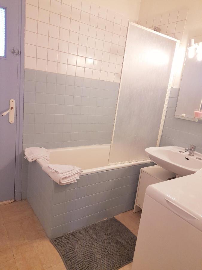 Appartement F3 Avec Balcon Perpignan Buitenkant foto